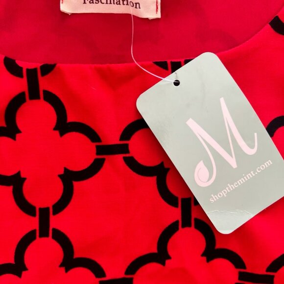 NWT Fascination Carry Me Away Dress Size Small Red & Black Sleeveless Dress - Picture 6 of 9
